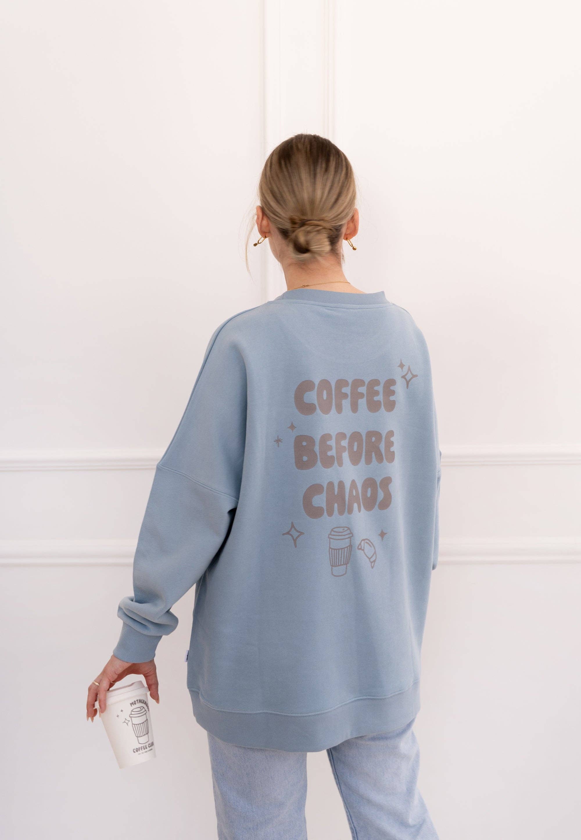 Sweatshirt Coffee before Chaos hellblau
